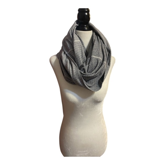 Lululemon Chevron print vinyasa convertible scarf. One size - Picture 12 of 16